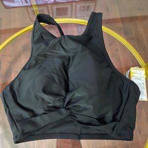 ✨NWT✨ Women’s Bathing Suit Top